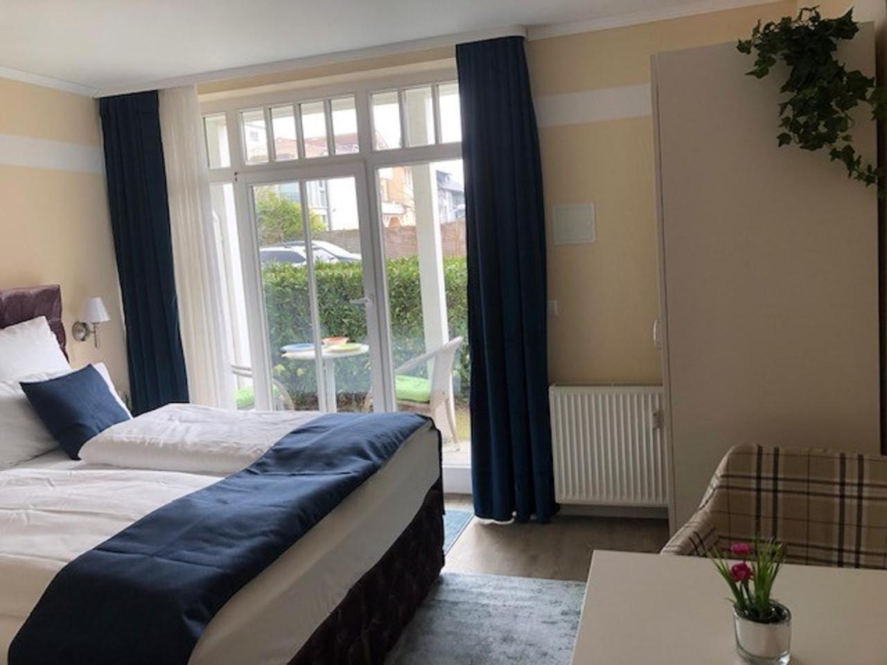 Hotel Rosenhof Kuehlungsborn Room photo