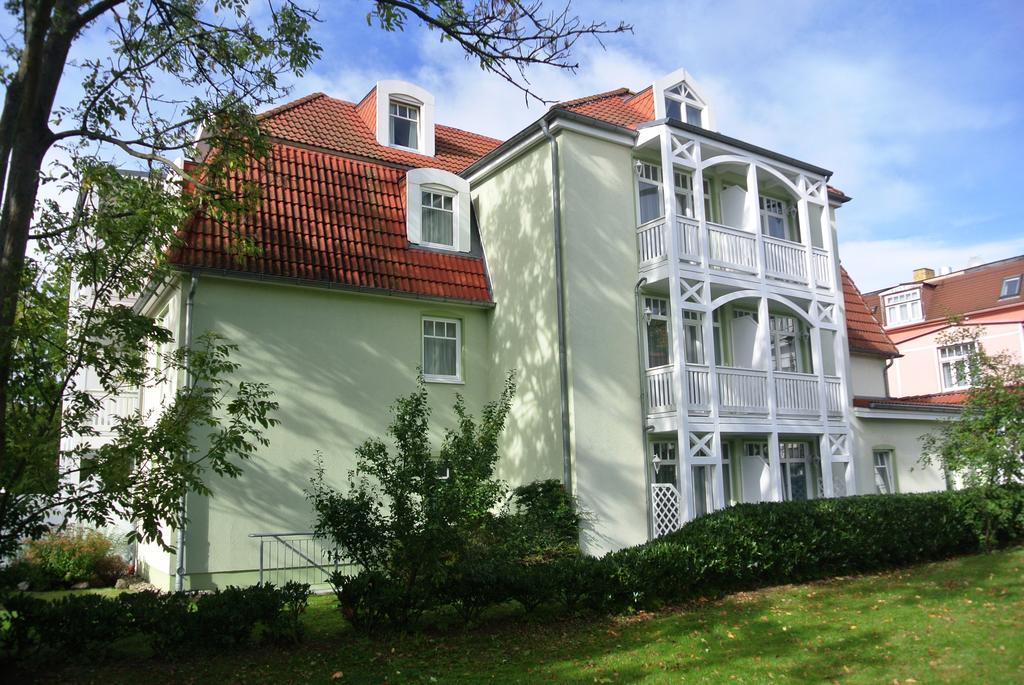 Hotel Rosenhof Kuehlungsborn Exterior photo